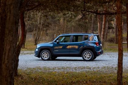 Διαθέσιμο για παραγγελίες το Jeep Renegade MY24